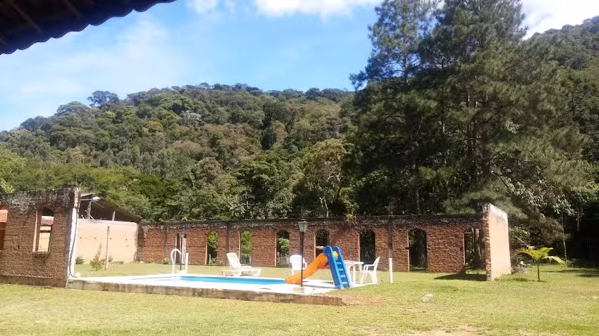 Chal&eacute; Rio das Pedras