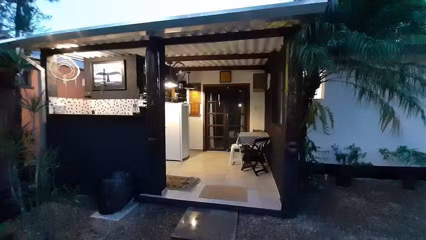 Chal&eacute; Sol de Itamambuca