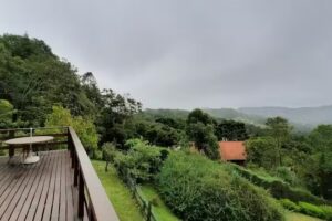 Chal&eacute; Top&aacute;zio