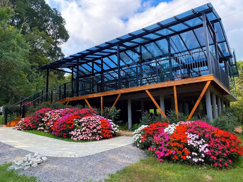 Chal&eacute;s Cambar&aacute; da Serra | Chal&eacute;s Rom&acirc;nticos