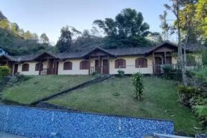 Chal&eacute;s Canton Suisse