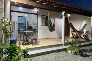 Chal&eacute;s da Ana em Barreirinhas MA a 60 metros do Rio Pregui&ccedil;a