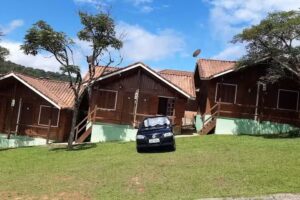 Chal&eacute;s Eucaliptos -Recanto da Neusa-