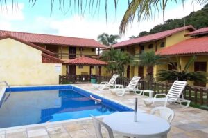 Chal&eacute;s Flamboyant