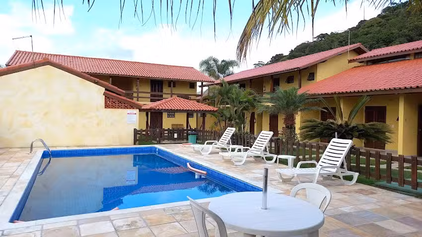 Chal&eacute;s Flamboyant