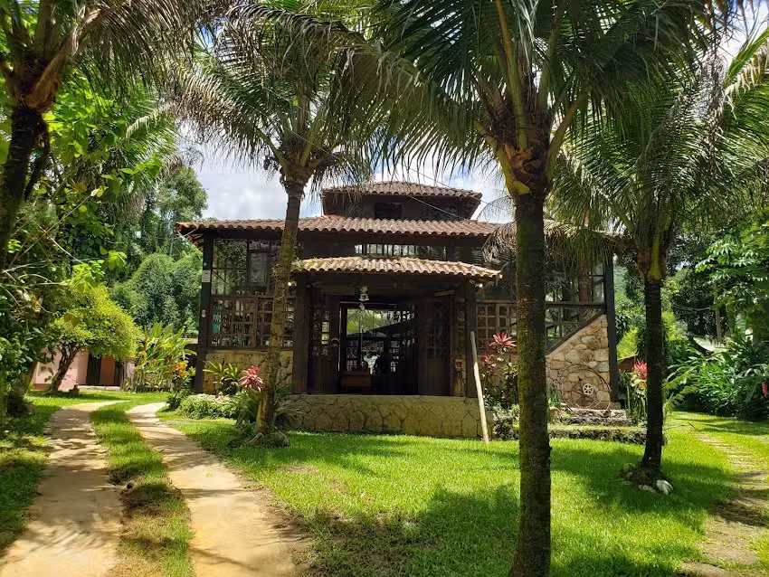 Chal&eacute;s Internacional