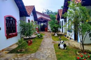 Chal&eacute;s La&ccedil;o e N&oacute;