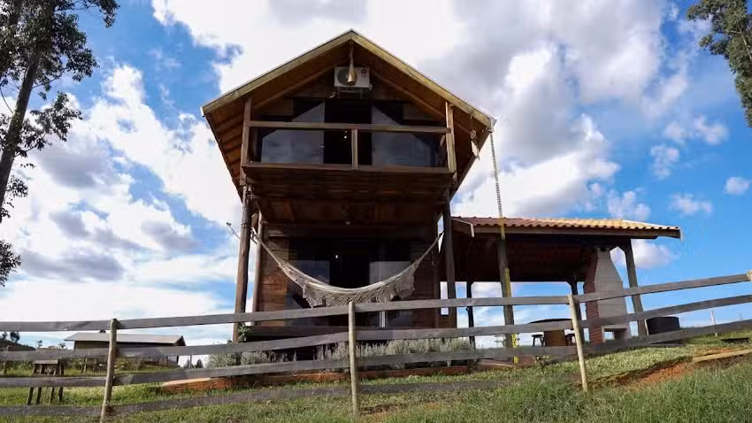 Chal&eacute;s Lagoa da Montanha