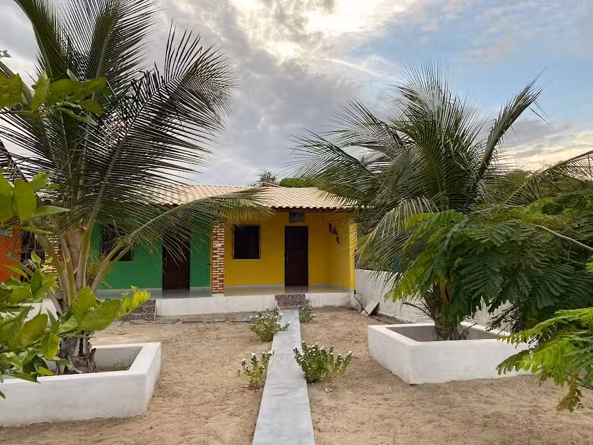 Chal&eacute;s Porto do C&eacute;u