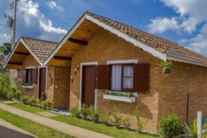 Chal&eacute;s Raios de Sol