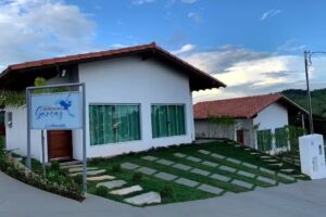 Chal&eacute;s Recanto das Gar&ccedil;as