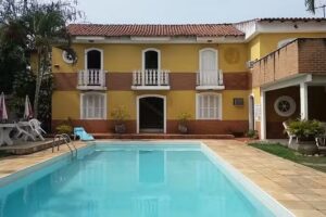 Chal&eacute;s Recanto do Bosque