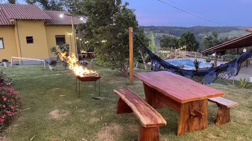 Chal&eacute;s Samambaia Bananeiras