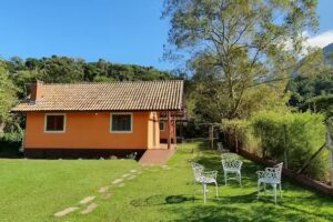 Ch&aacute;les S&atilde;o L&aacute;zaro