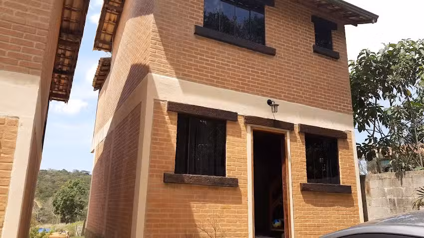 Chal&eacute;s Vale da Serra