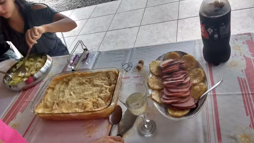 Charmosa Ed&iacute;cula