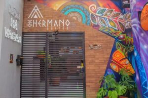 Che Hermano Su&iacute;tes