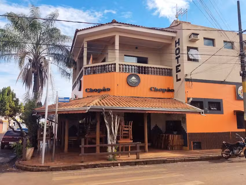 Chop&atilde;o Restaurante, Choperia e Hotel
