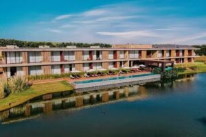 Clara Dourado Resort