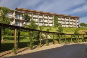 Clara Ibi&uacute;na Resort