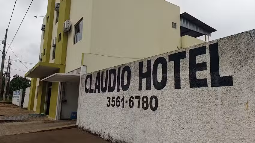 Cl&aacute;udio Hotel