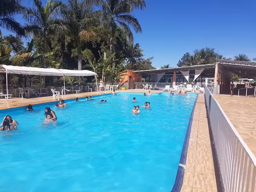 Clube Gravat&aacute;