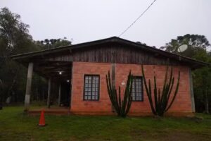 Col&ocirc;nia F&eacute;rias Iguamirim