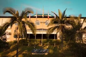 Colonial Plaza Hotel