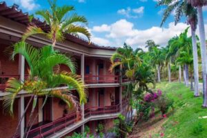Complexo Turístico Ipê Amarelo