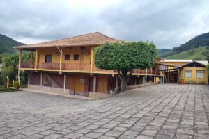 Cordeiro House Hotel