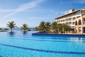 Costao do Santinho Resort