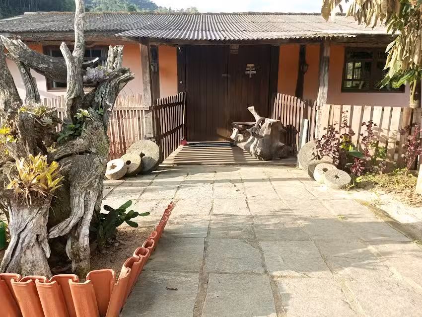 Dormit&oacute;rio Fazenda Mundo Novo