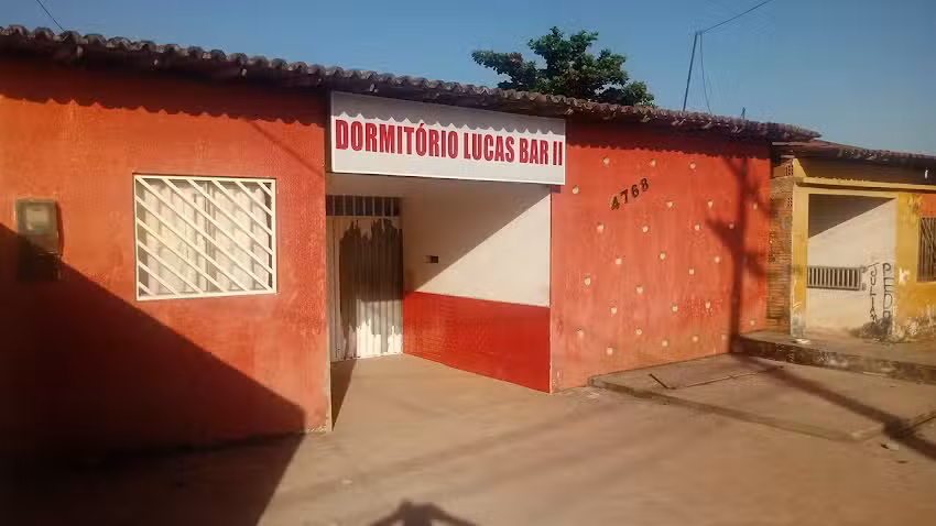 Dormitorio Lucas Bar II