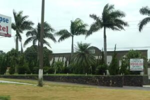 Eclipse Motel Cascavel Super luxo promocional 3 horas Seg a quinta : 89 R$: Sext a dom : 99 R$