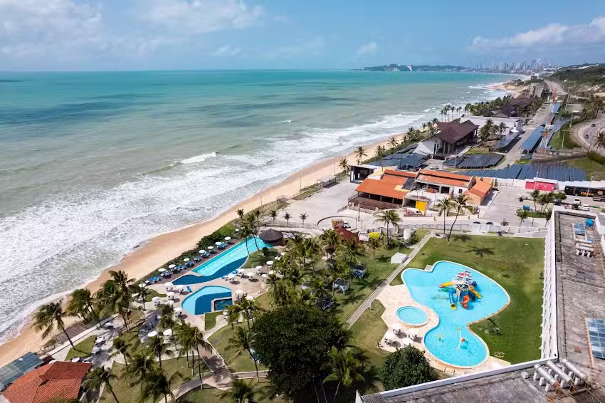 El Aram Imir&aacute; Beach Resort
