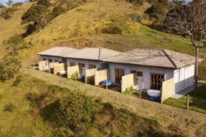 Embahu Su&iacute;tes