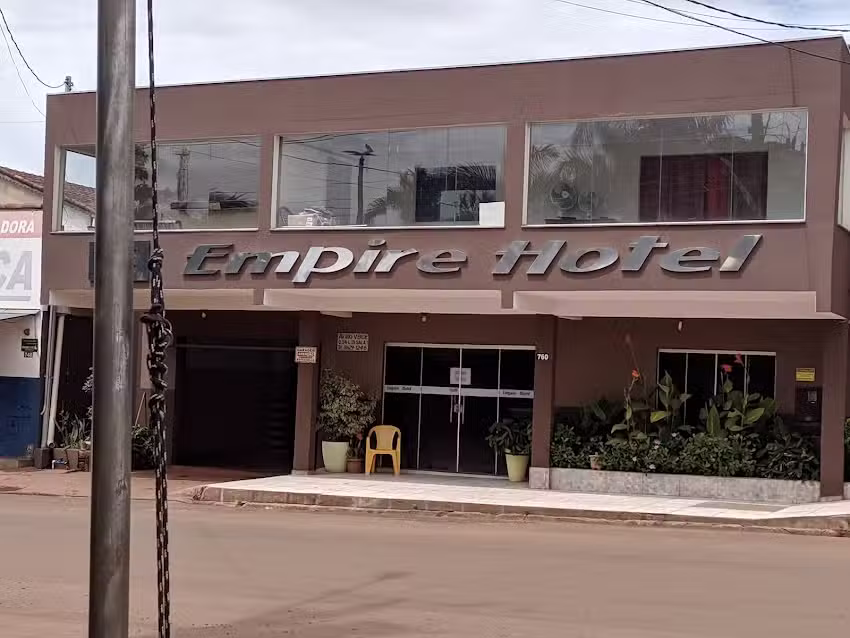 Empire Hotel