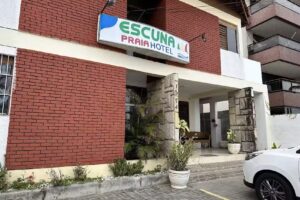 Escuna Praia Hotel