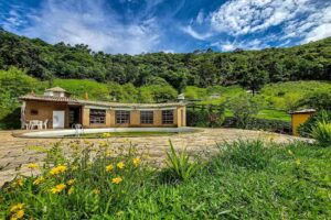 Espa&ccedil;o Lua Branca: Pousada, hostel, resid&ecirc;ncias art&iacute;sticas e retiros na Mantiqueira