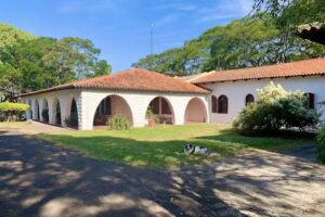 Est&acirc;ncia Timba&uacute;va