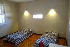 Facucoliving &ndash; Pensionato para quem trabalha. Ideal no in&iacute;cio da carreira/est&aacute;gio ou em mudan&ccedil;a para a cidade.