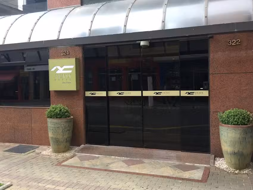 F&ecirc;nix Hotel Bom Retiro
