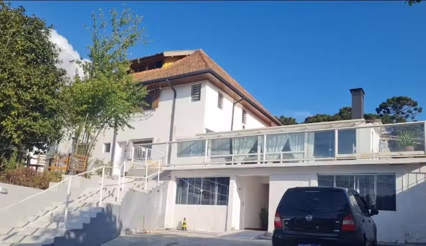 Flat & Su&iacute;te Campos