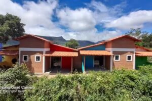 Flor e Luz Chal&eacute;s