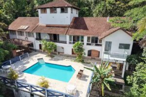 Gajah Hostel e Pousada em Joinville