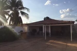 Gilbu&eacute;s Hotel