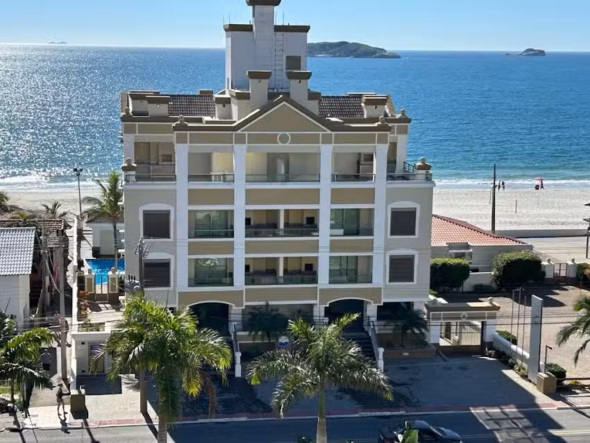Golfinhos Apart Hotel
