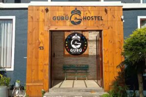 Gur&uacute; Hostel Buzios
