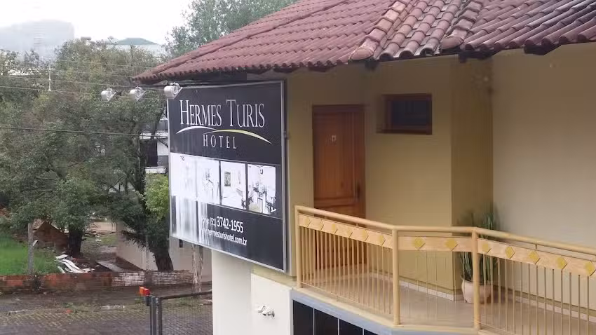 Hermes Turis Hotel