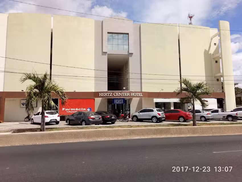 Hertz Center Hotel